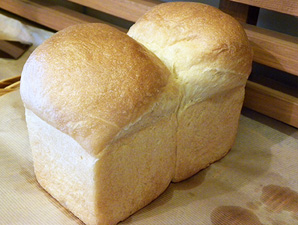 自家製天然酵母のイギリスパン
